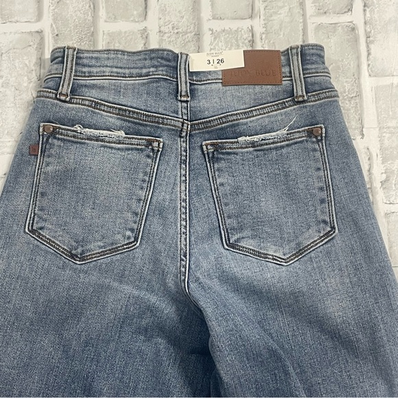 Judy Blue women’s jeans high waist Retro wide-leg distressed hem. NWT.size 3/26 - Picture 9 of 16